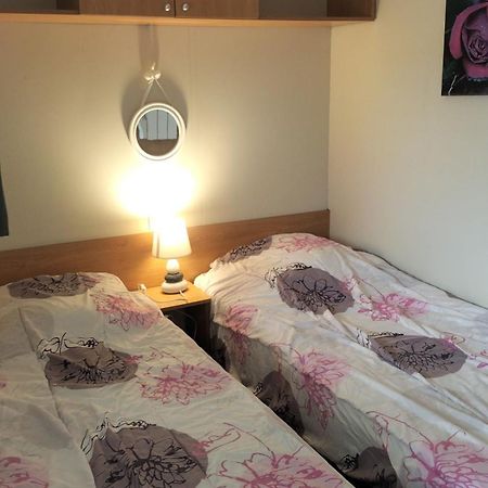 Mobile Home A Louannec Εξωτερικό φωτογραφία